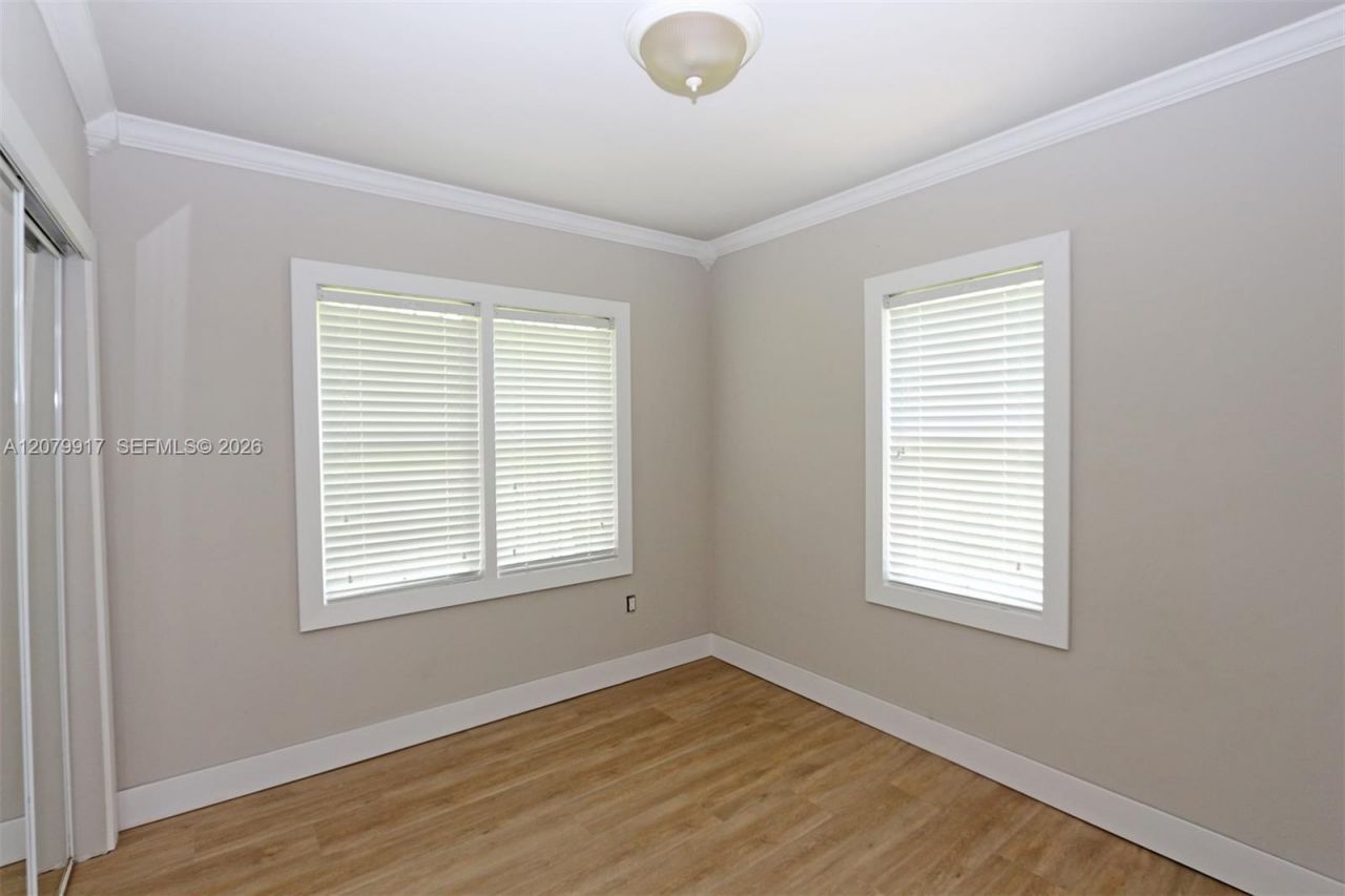 3375 Franklin Ave , Unit B, Miami, FL 33133 Photo