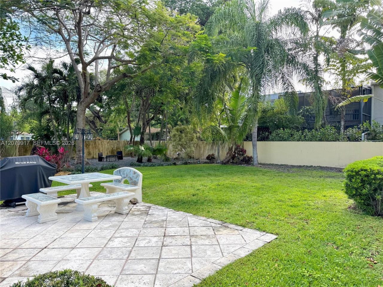 3375 Franklin Ave , Unit B, Miami, FL 33133 Photo