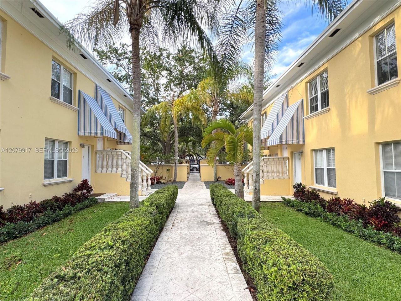 3375 Franklin Ave , Unit B, Miami, FL 33133 Photo