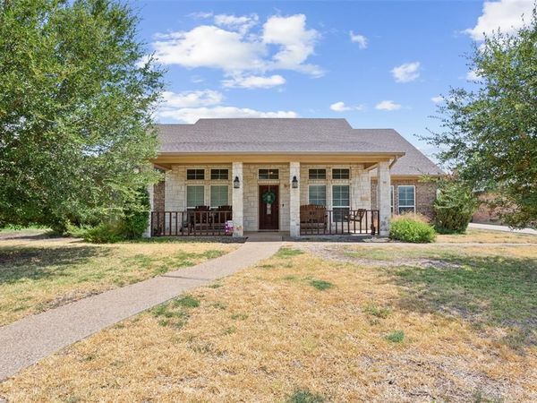 104 Claudette, Hewitt, TX 76643