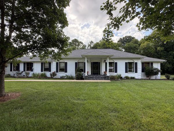 1505 Timberwood Dr , Columbia, TN 38401