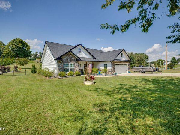107 Stage Road, Jonesborough, TN 37659