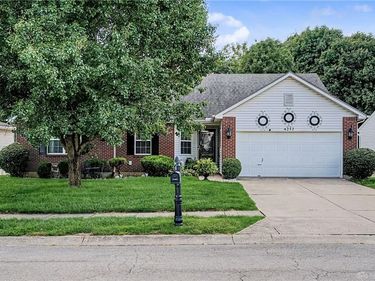 4252 Coach Light Trail, Fairborn, OH 45424