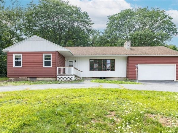 292 Oak St, Methuen, MA 01844