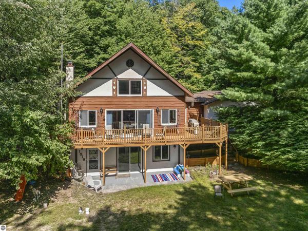 1518 Birch, Frankfort, MI 49635