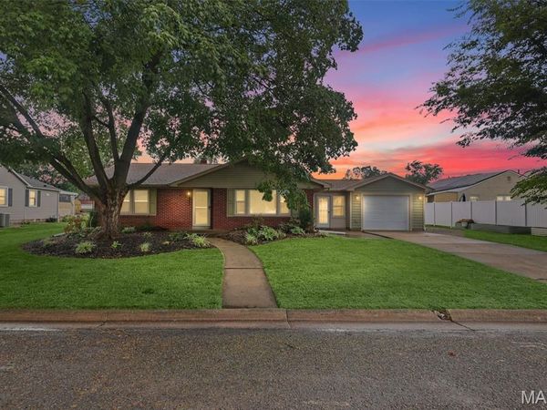 677 S Moore Street, Nashville, IL 62263
