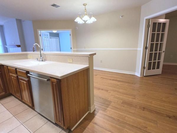 360 W Washington AVENUE, Madison, WI 53703