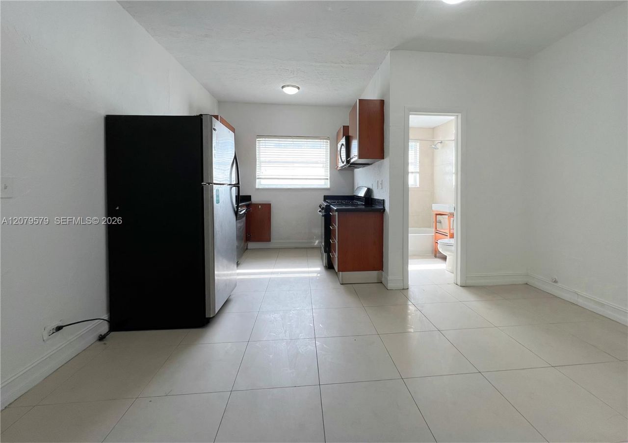 500 14th St, Unit 204, Miami Beach, FL 33139 Photo