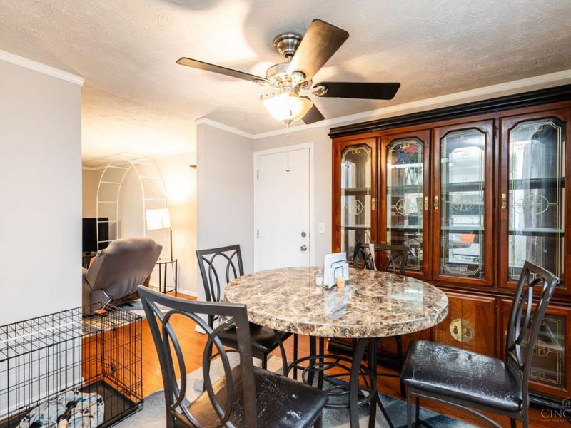 588 Deerfield Drive, Harrison, OH 45030 Photo 6