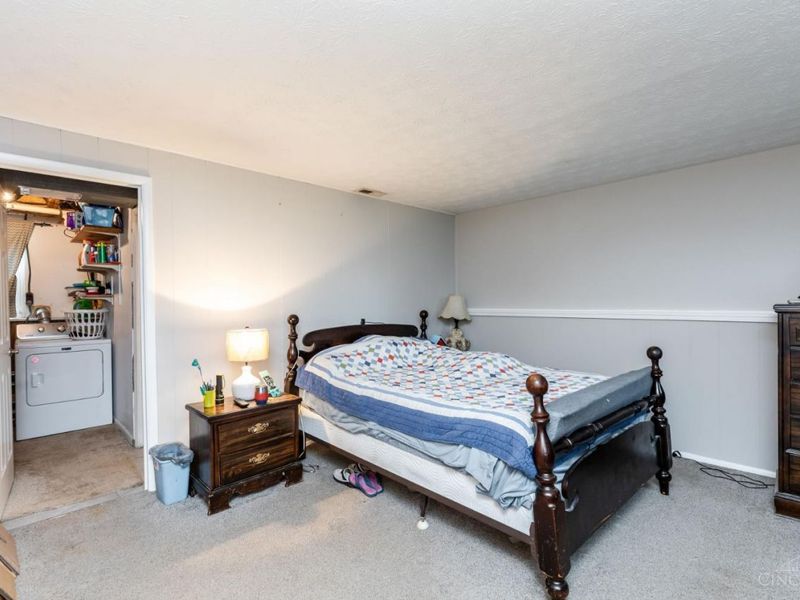 588 Deerfield Drive, Harrison, OH 45030 Photo 8