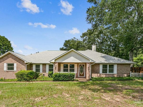 5365 Morgan Ridge Dr, Milton, FL 32570