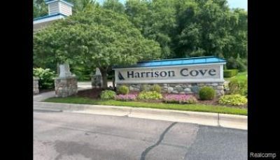 25808 Maritime Circle N, Harrison Township, Mi 48045 Main Photo