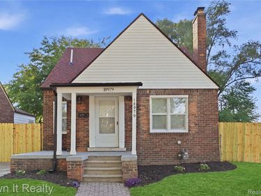 18979 Lindsay Street , Detroit, Mi 48235
