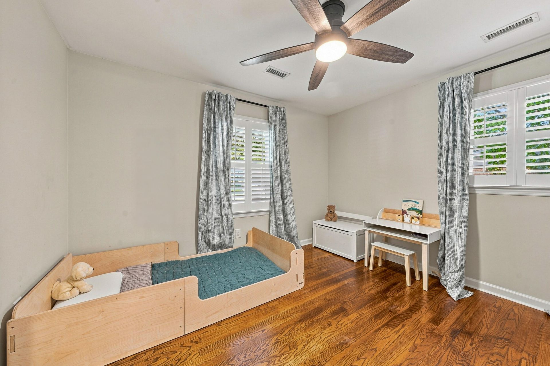 1373 White Drive Photo 17