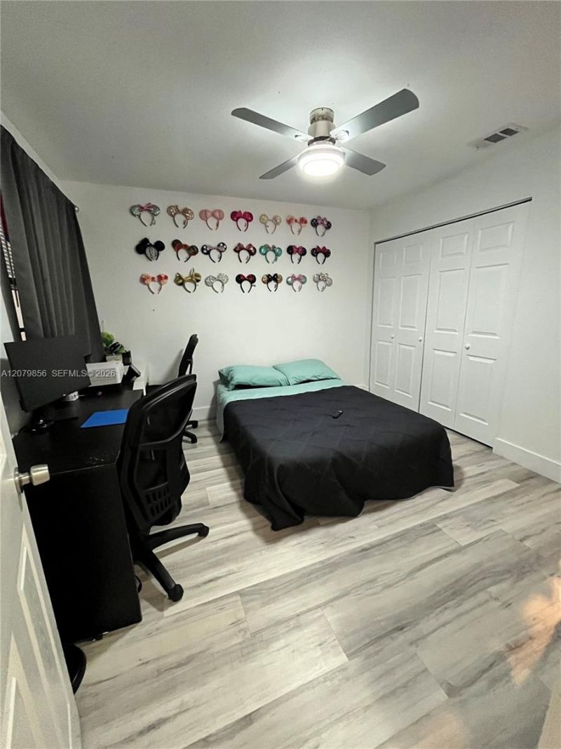 329 Ives Dairy Rd, Unit 329-02, Miami, FL 33179 Photo