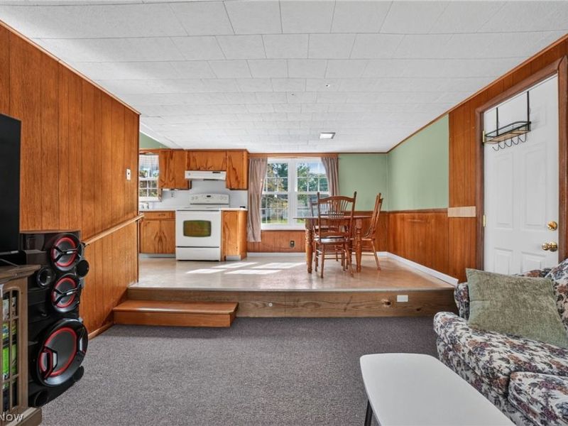 2492 24th Street, Cuyahoga Falls, OH 44223 Photo 11