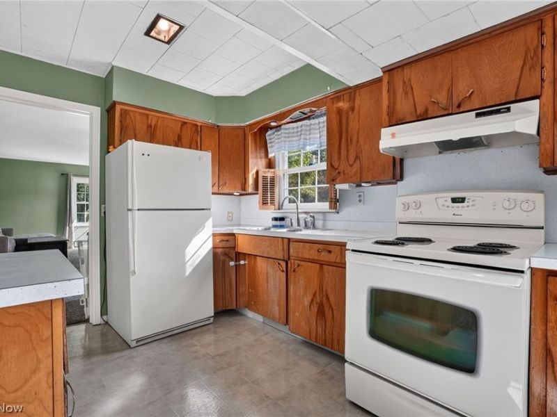 2492 24th Street, Cuyahoga Falls, OH 44223 Photo 8