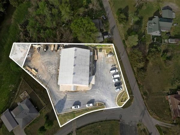 3366 Pine Log Road , Rydal, GA 30171