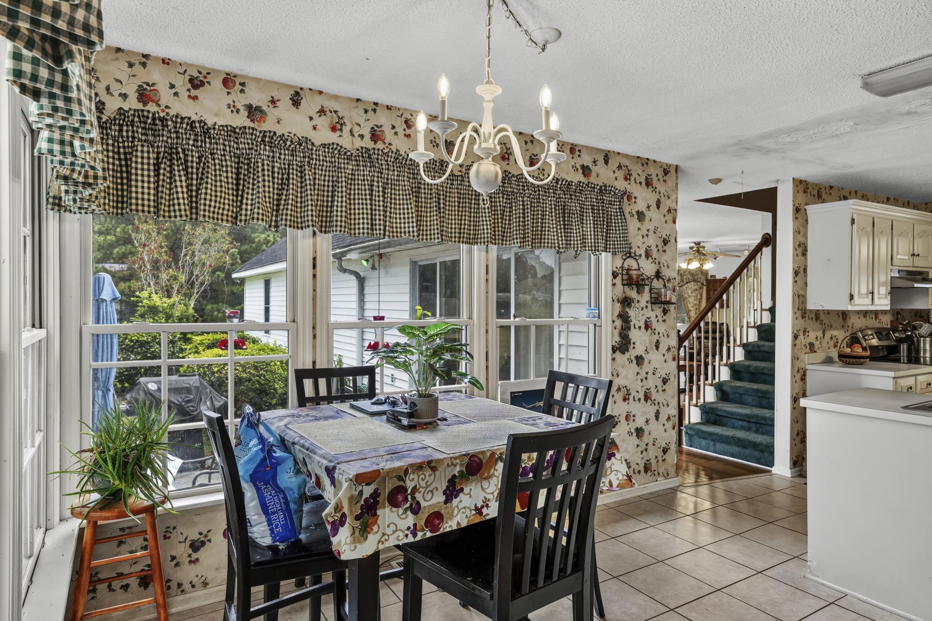 1240 Rhame Street Photo 16