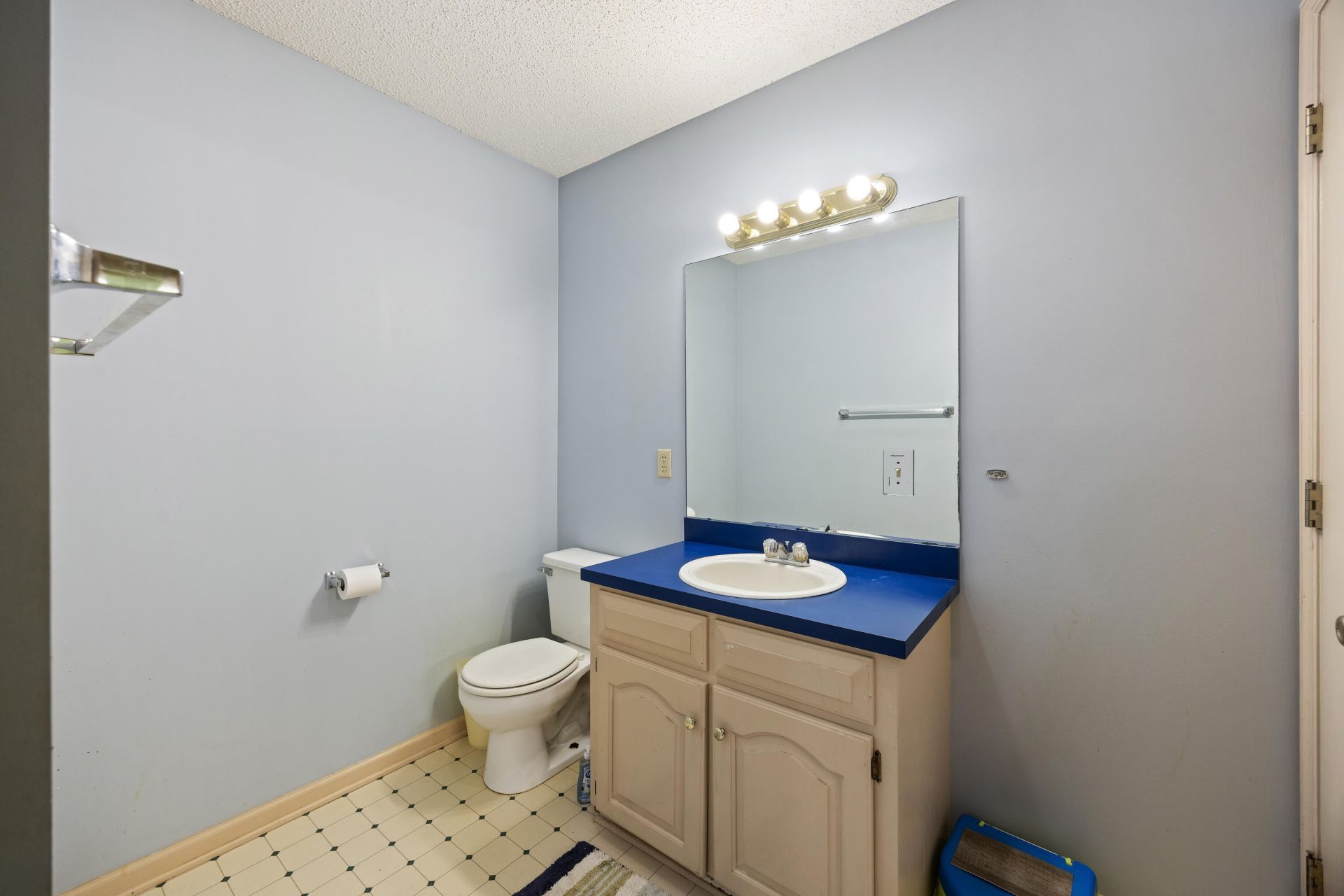1240 Rhame Street Photo 28