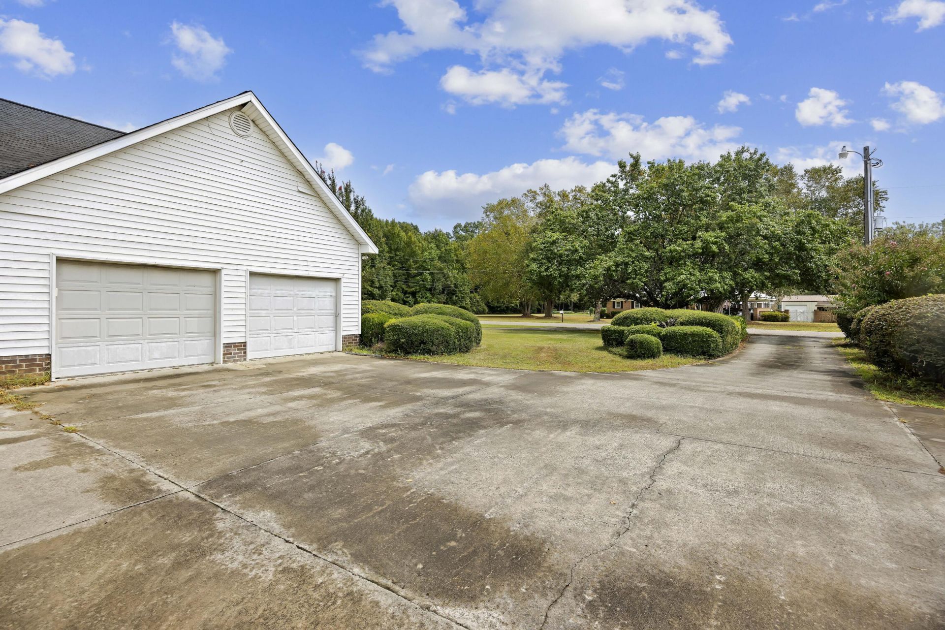 1240 Rhame Street Photo 34