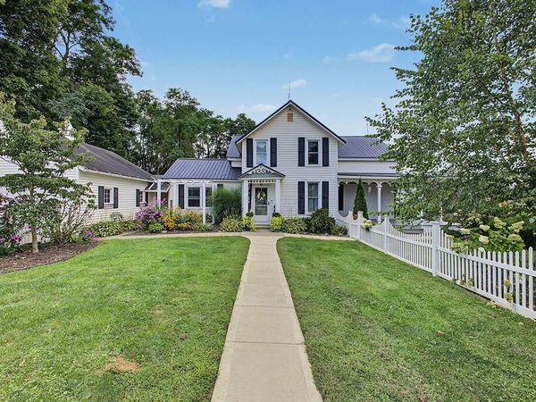 8940 Green Valley Road , Mount Vernon, OH 43050