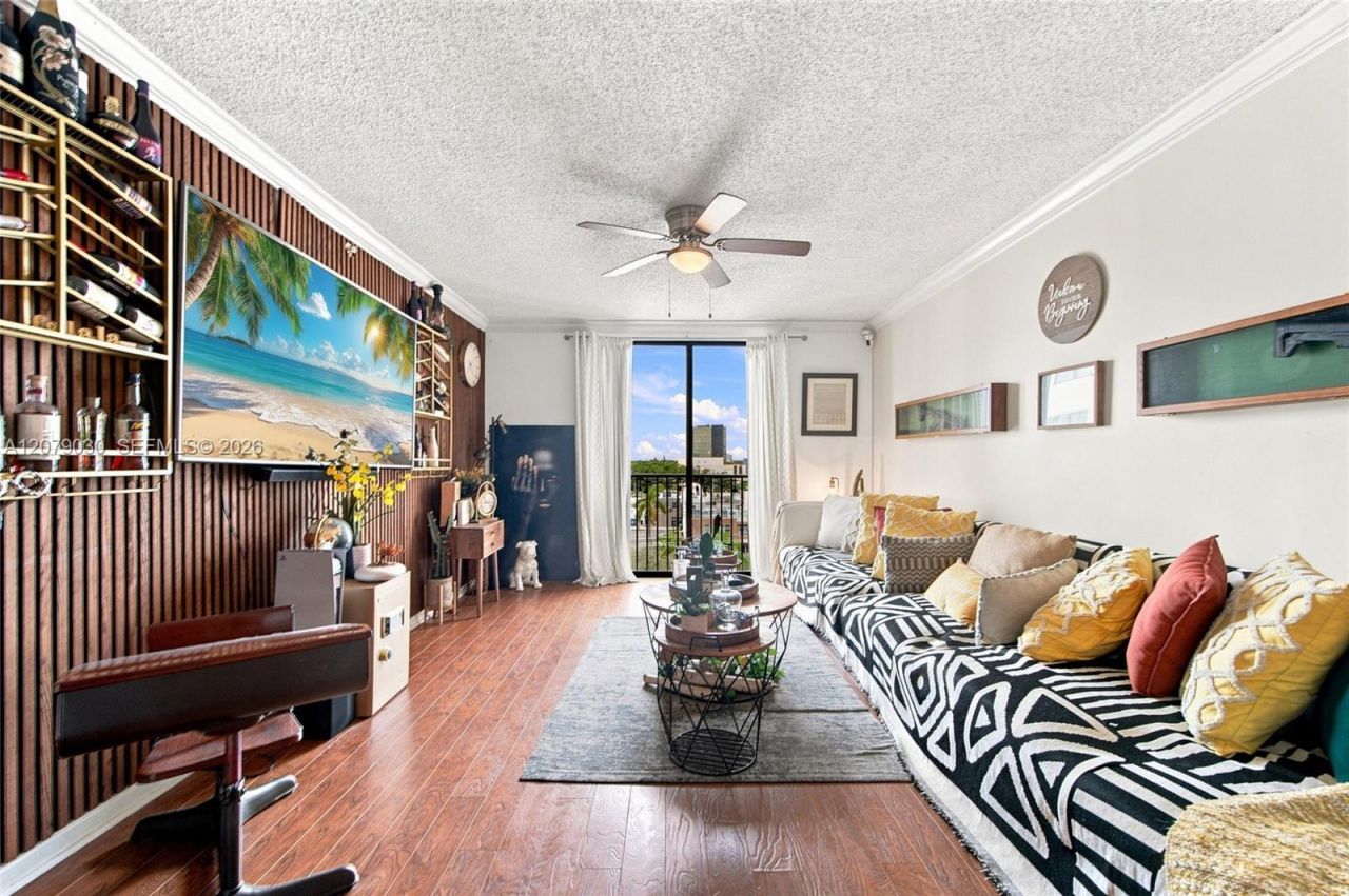 1919 Van Buren St, Unit 614A, Hollywood, FL 33020 Photo
