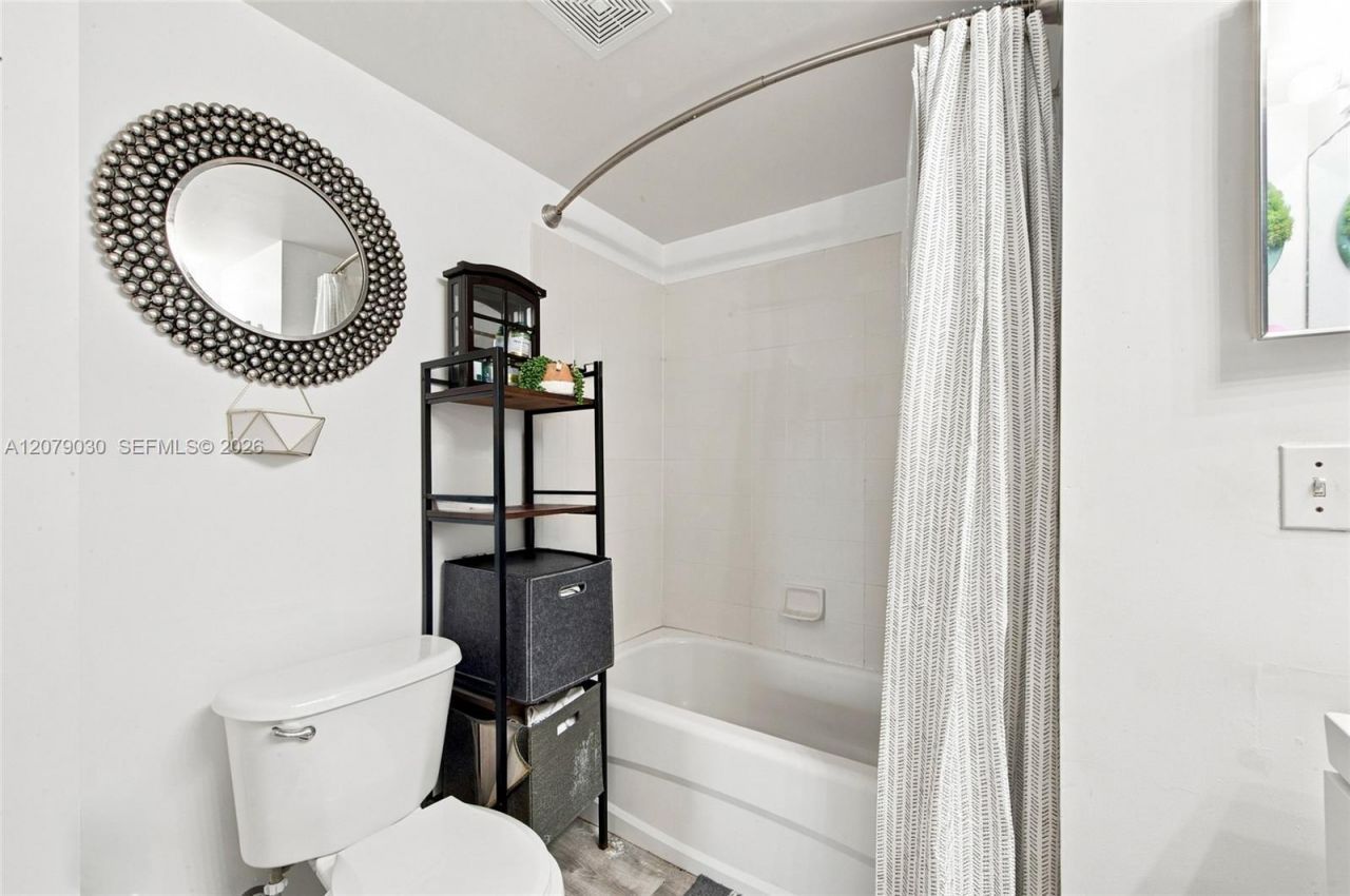 1919 Van Buren St, Unit 614A, Hollywood, FL 33020 Photo