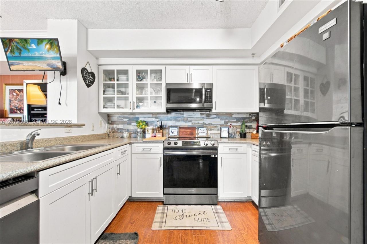 1919 Van Buren St, Unit 614A, Hollywood, FL 33020 Photo