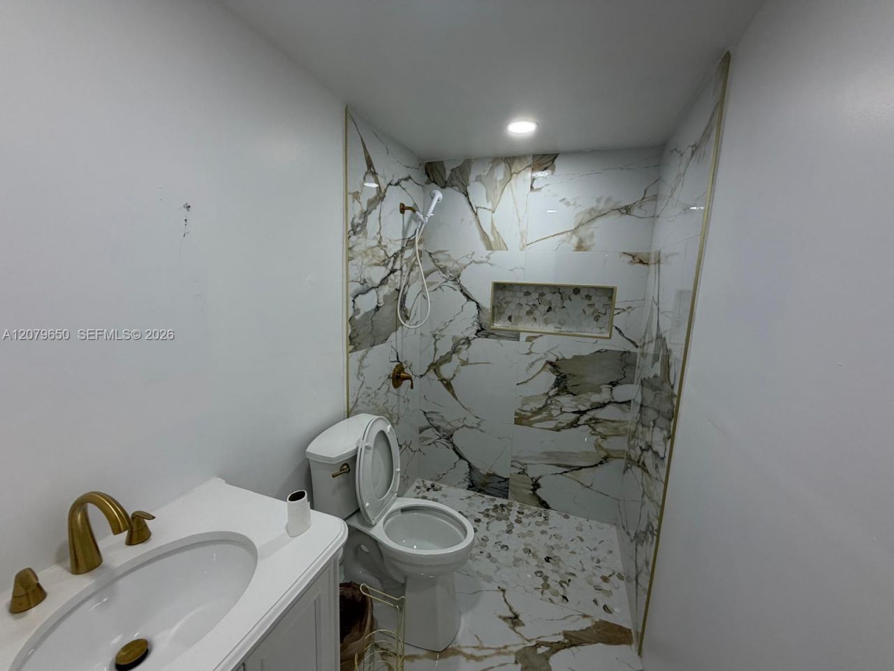 71 Coral Dr, Key Largo, FL 33037 Photo