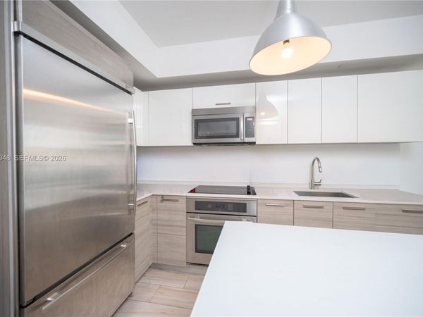 1300 Brickell Bay Dr , Unit 710, Miami, FL 33131