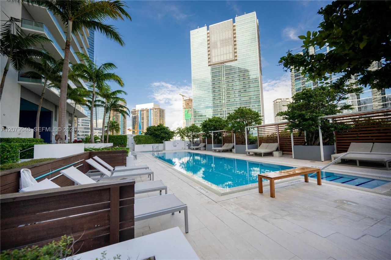 1300 Brickell Bay Dr , Unit 710, Miami, FL 33131 Photo