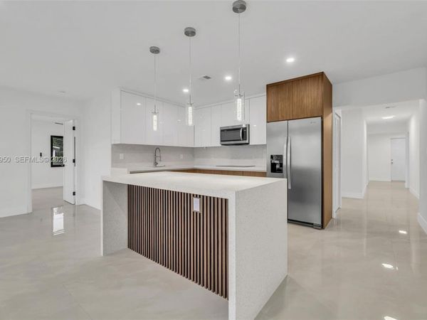 15770 NW 18th Pl , Miami Gardens, FL 33054