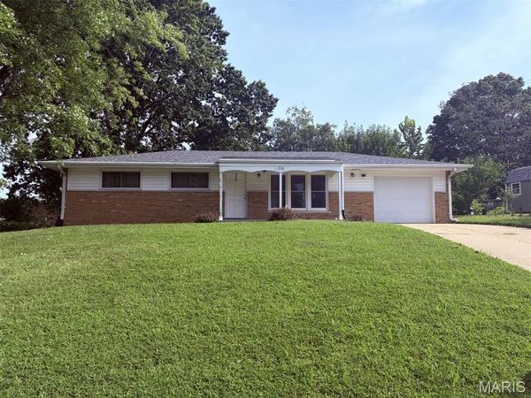 1316 Clearview Drive , St Charles, MO 63303