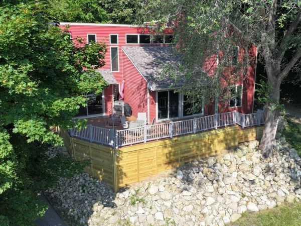 24425 County Road 17 , Winona, MN 55987
