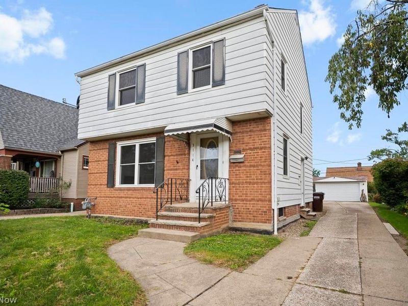 3114 North Avenue, Parma, OH 44134 Photo 2