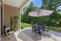 506 Bumble Circle photo 4