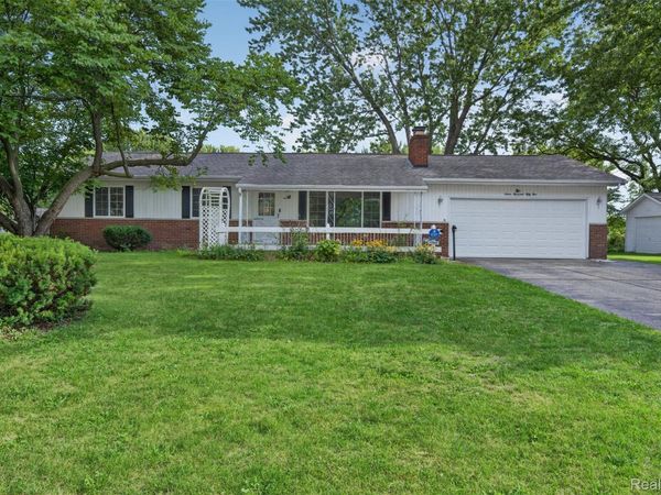12055 W Pierson Road, Flushing Township, Mi 48433