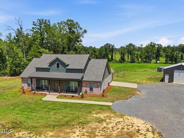601 Mccullough Mclin Road, Florence, MS 39073