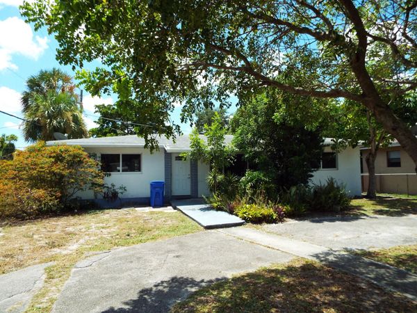 2600 SW 5th Street, Fort Lauderdale, FL 33312