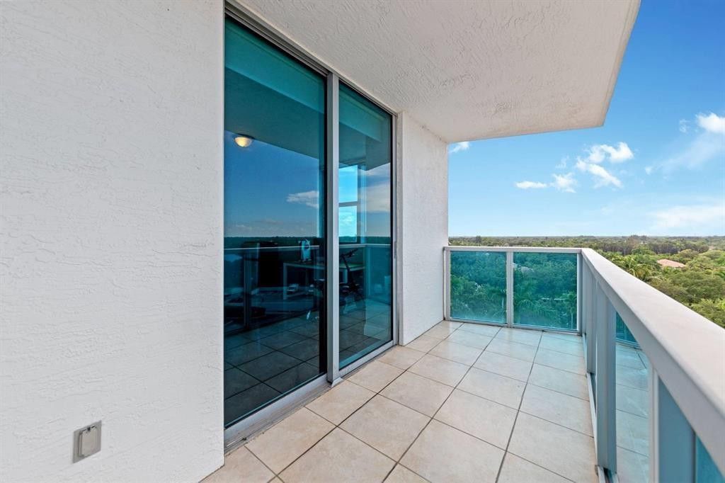 2641 N Flamingo Road, Unit 901N, Sunrise, FL 33323 Photo