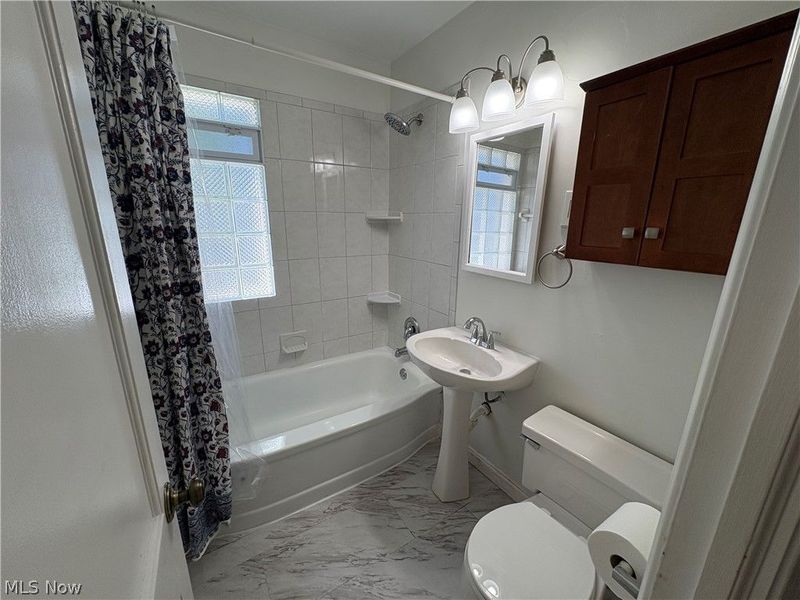 602 Huntmere Drive, Bay Village, OH 44140 Photo 12