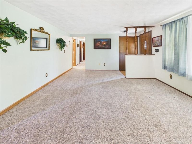 5652 Hollansburg Arcanum Road, Arcanum, OH 45304 Photo 4