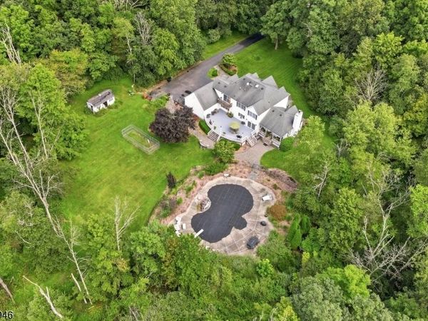 5 Homestead Rd, Frelinghuysen, NJ 07821
