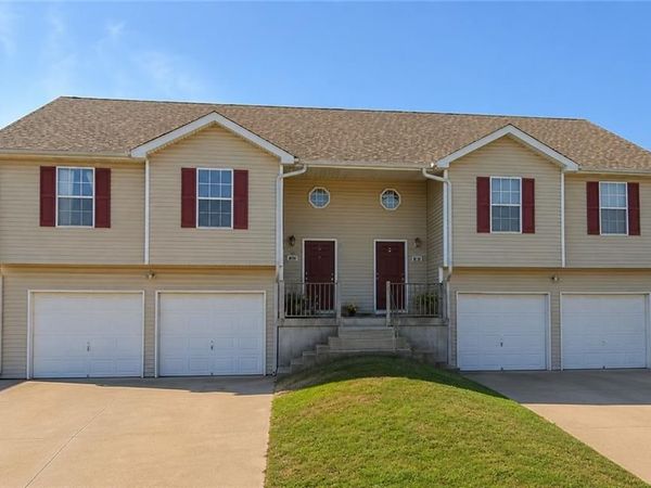 1403 Hollyhock Drive, Cameron, MO 64429