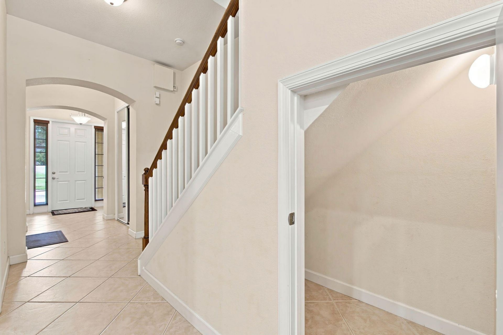 6179 NW Helmsdale Way, Port Saint Lucie, FL 34983 Photo