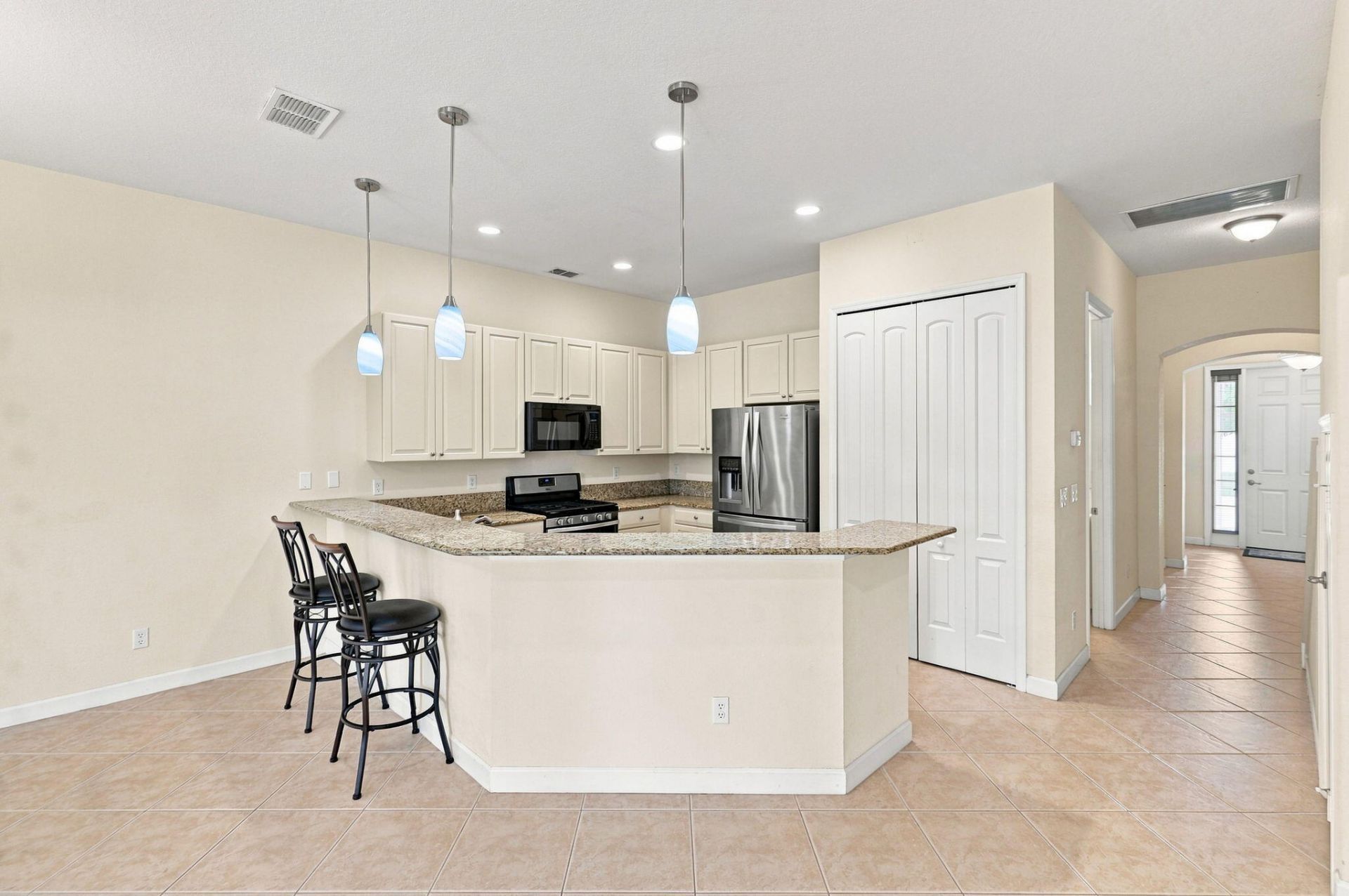 6179 NW Helmsdale Way, Port Saint Lucie, FL 34983 Photo