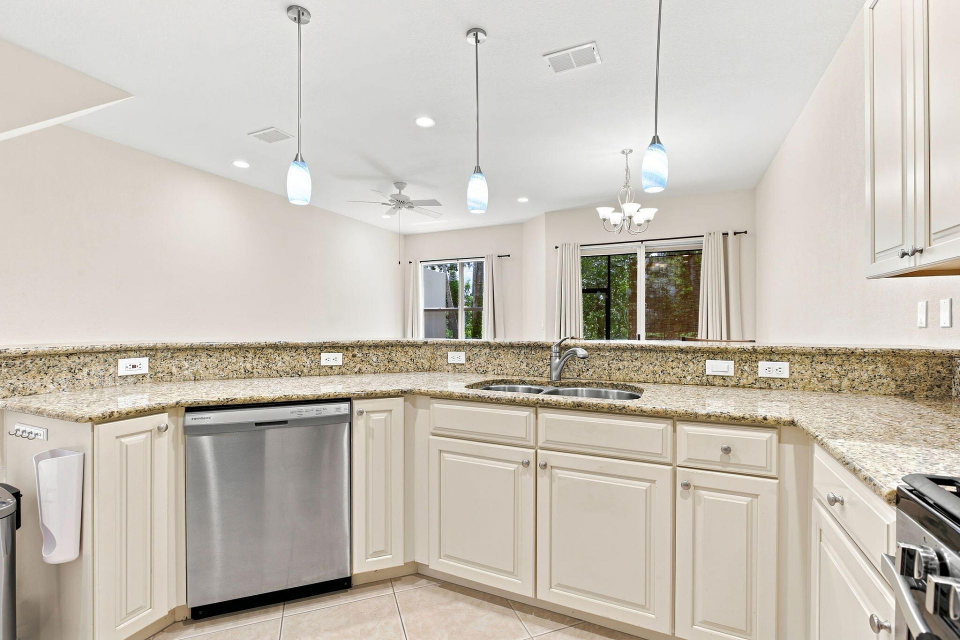 6179 NW Helmsdale Way, Port Saint Lucie, FL 34983 Photo