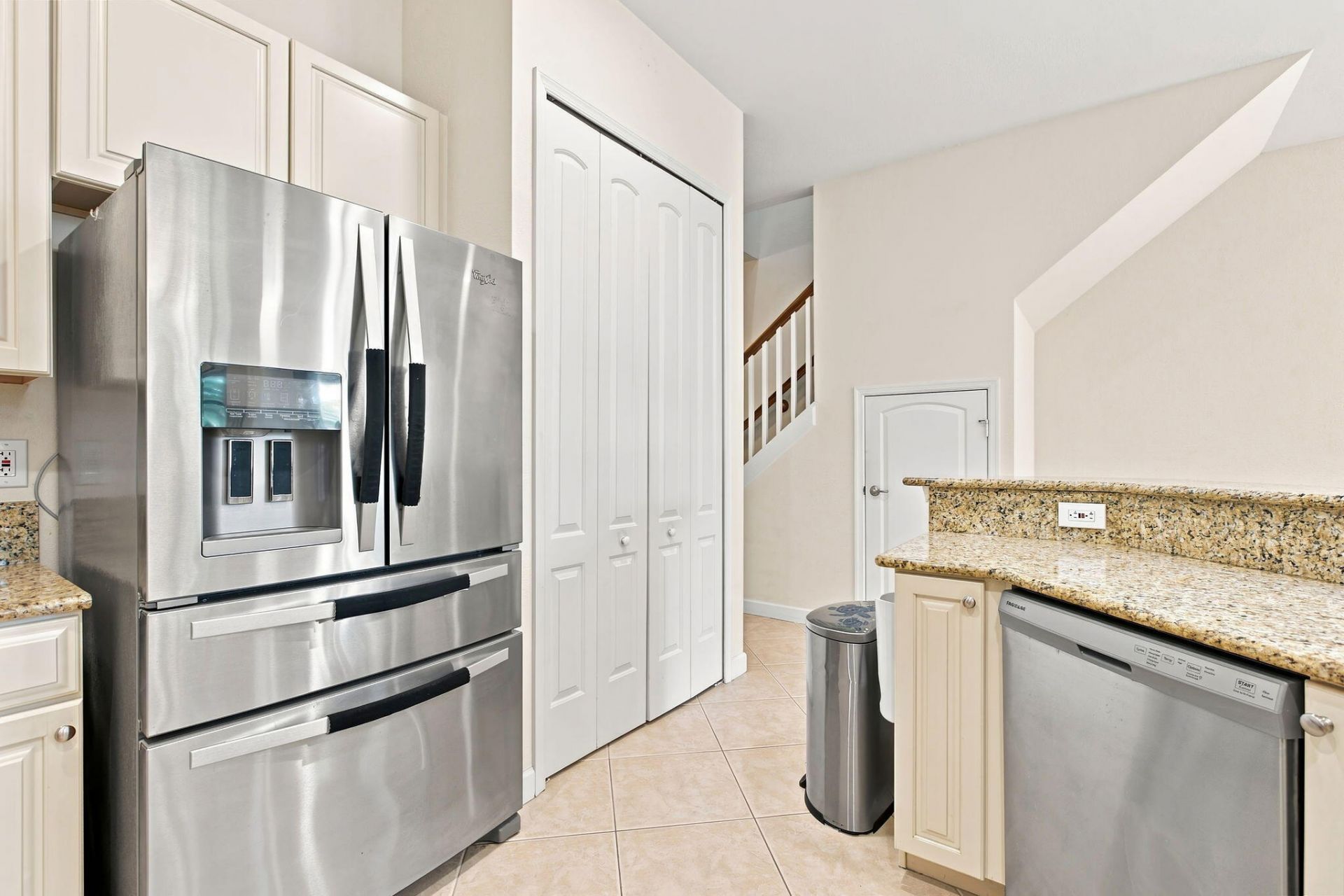 6179 NW Helmsdale Way, Port Saint Lucie, FL 34983 Photo