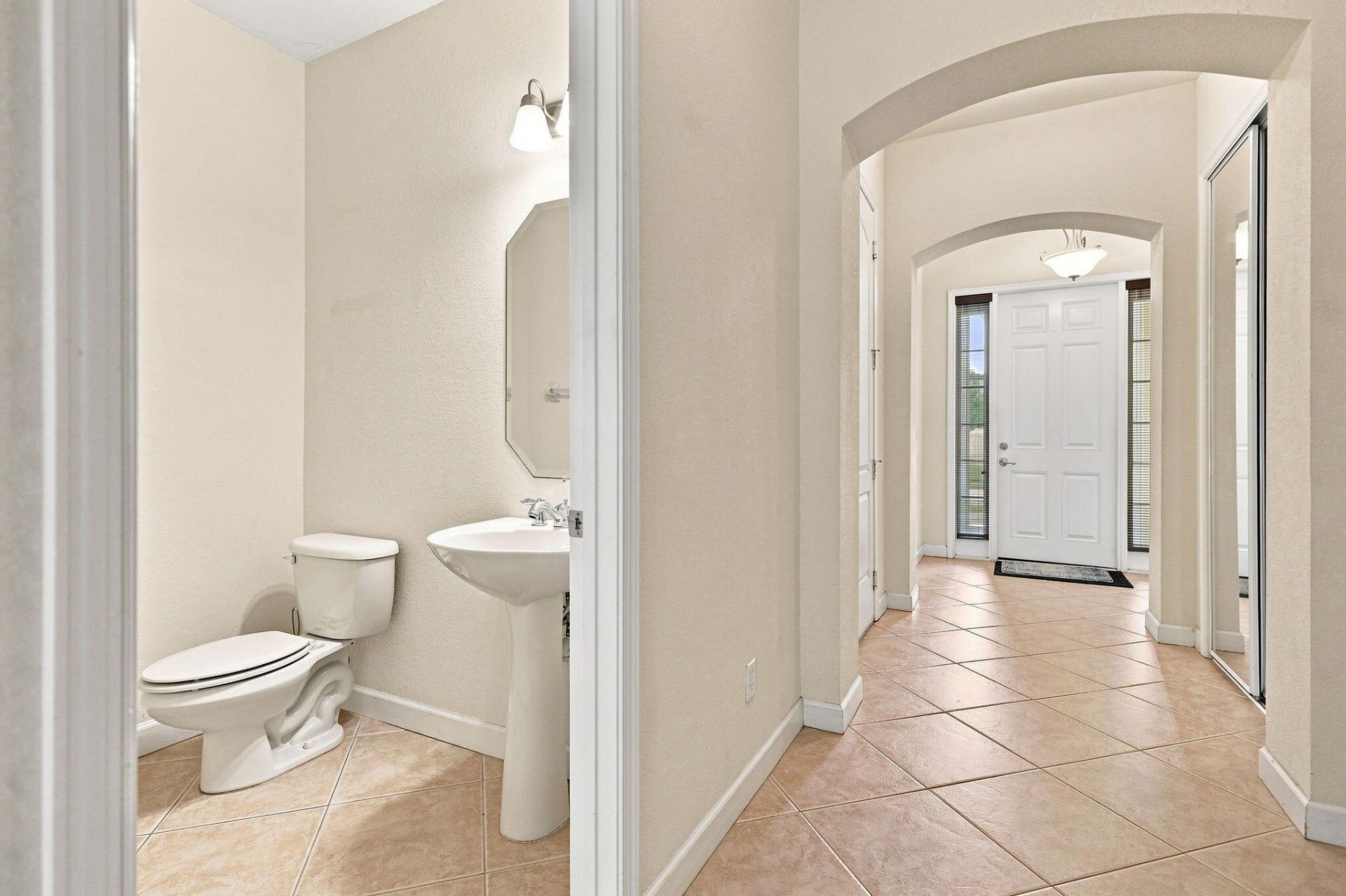 6179 NW Helmsdale Way, Port Saint Lucie, FL 34983 Photo